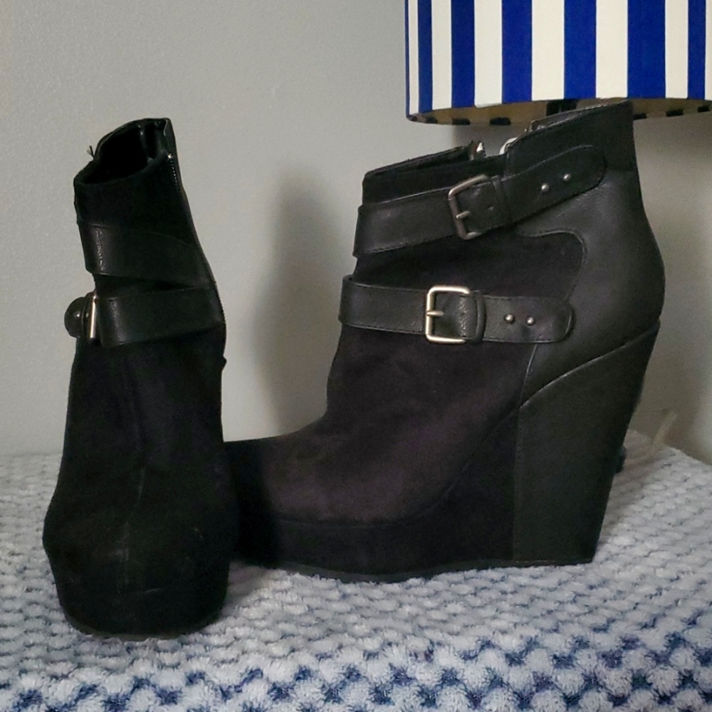 Mossimo Black Wedge Bootie